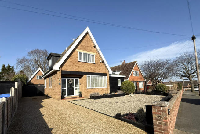 STUNNING CHALET STYLE HOME FOR SALE