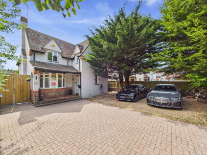 Warren Road, Worthing, BN14 9QH