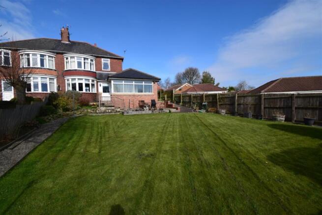37 Windsor Avenue Ferryhill (18).JPG