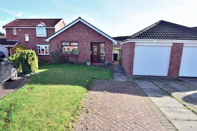 41 Cleves Court Ferryhill (10).JPG