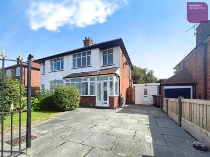 Holmdale Avenue, Southport