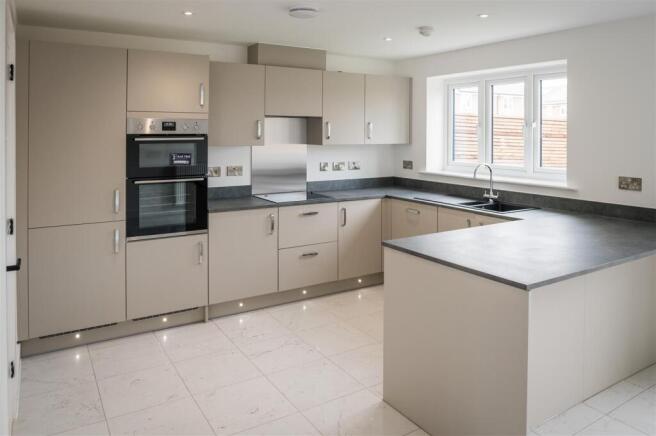 Property-Perspective-Stoneley-Road-Crewe-040725-20