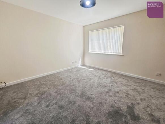 pbox-bedroom-340830.JPG
