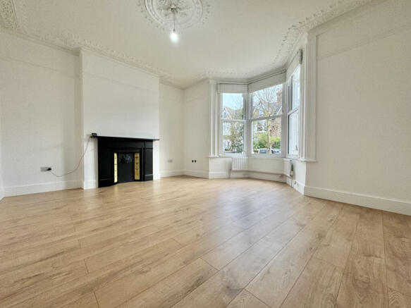 2 Bedroom Ground Floor Flat