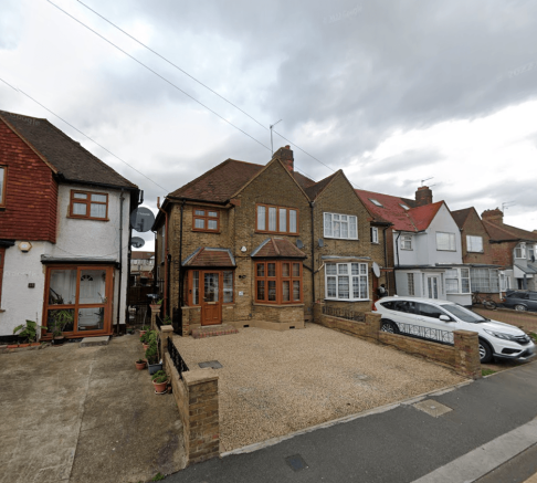 3-Bedroom Semi-Detached House FOR SALE ¿ Mitche