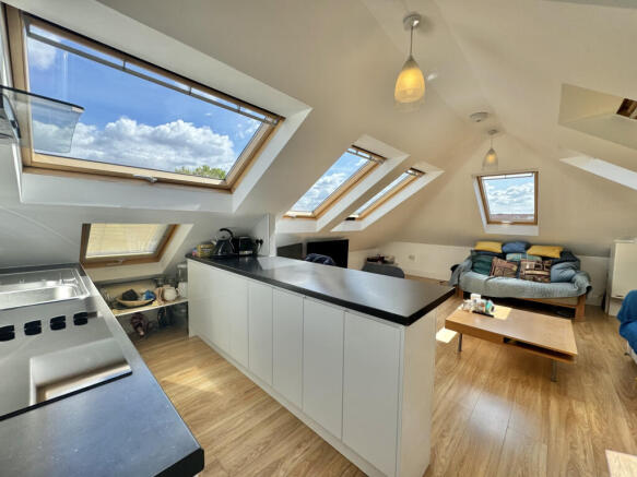 One bedroom flat for Sale in N21