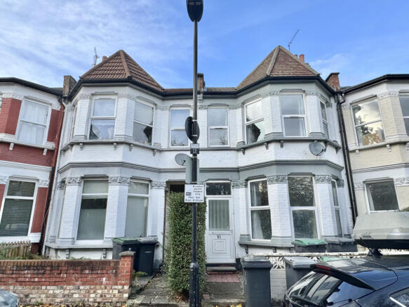 HM0- 5 bed terraced house to rent