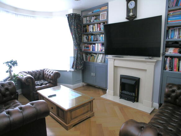 Photo 3