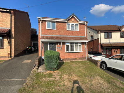 HALESOWEN, Balmoral Close