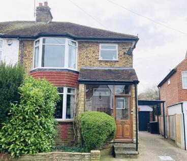 Titian Avenue, Bushey WD23