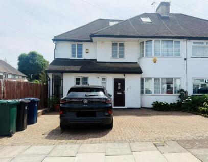 Mill Ridge, Edgware HA8