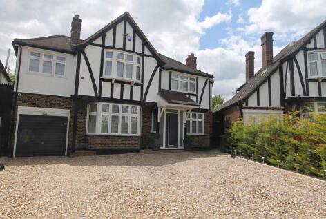 Oakleigh Gardens, Edgware, HA8