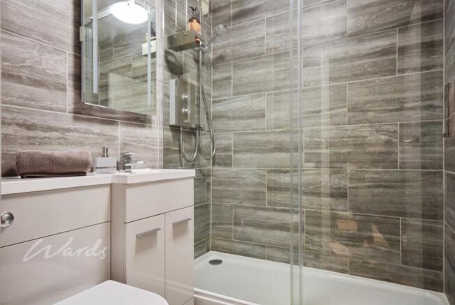 vic house shower use
