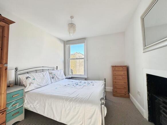 Kent 3 bed 2 use