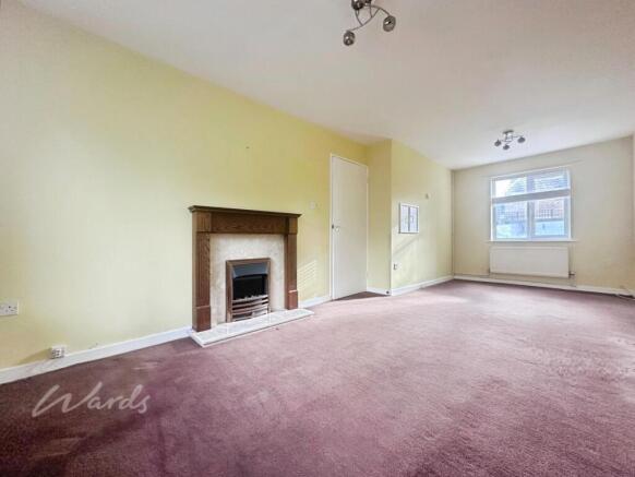 Mere lounge diner...