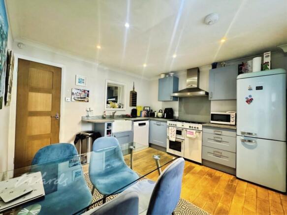 Paragon kitchen d...