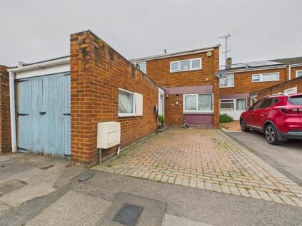 Verney Mews, Reading