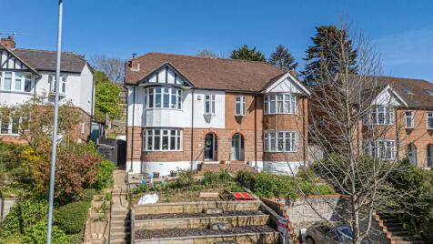 St. Helens Road, Hastings