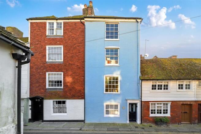 11 Hill Street TN34 (9).jpeg
