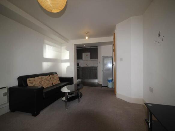 Living Room (2)