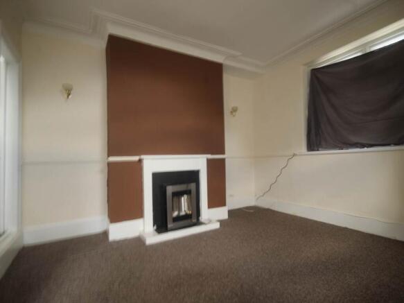 Living Room (2)