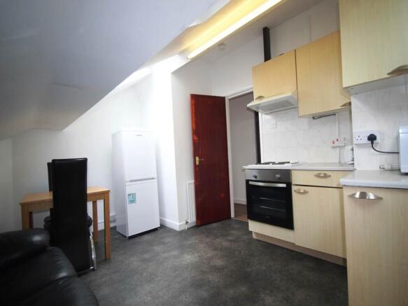 Kitchen (2)