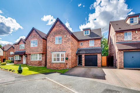 Minster Drive, Davyhulme, Manchester, M41