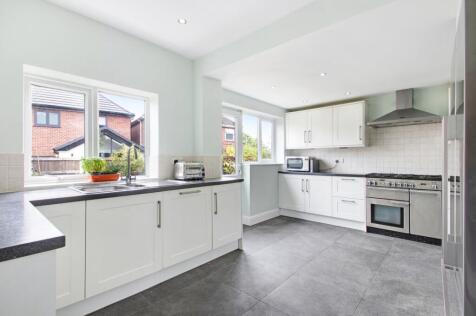 Delbooth Avenue, Flixton, Manchester, M41