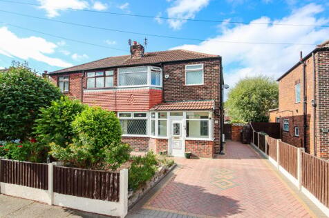 Derwent Road, Flixton, Manchester, M41