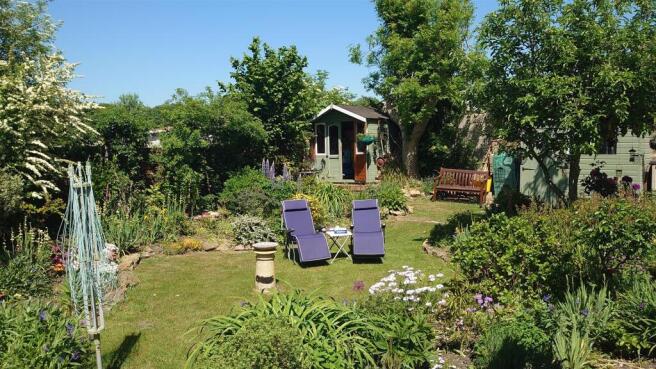 summerhouse.JPG