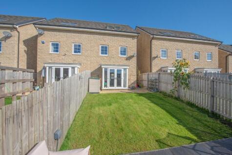 16 Stephenson Drive, Silsden BD20 0FU