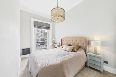 Lupus Street, Pimlico, London, SW1V