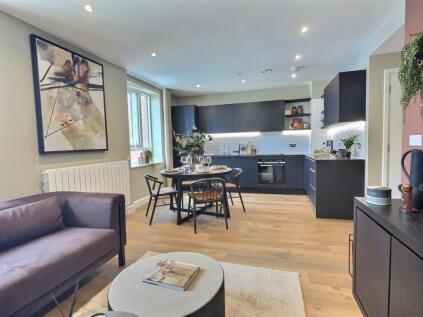 Southlake Road, London, SE28