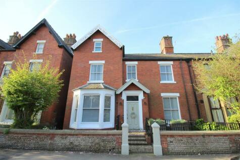 Lytham St Annes - 7 bedroom town house for sale