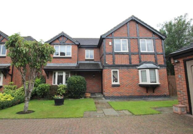 Mendip Close, front 2.JPG