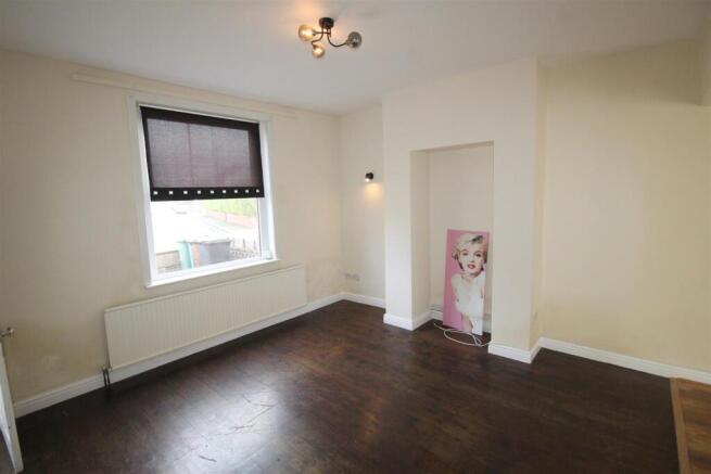 Curzon Road, Lounge 1.JPG