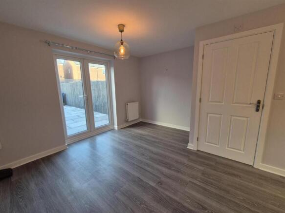 Kitchen / Living Area