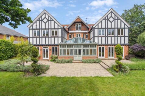 Camp Road, Gerrards Cross, Buckinghamshire