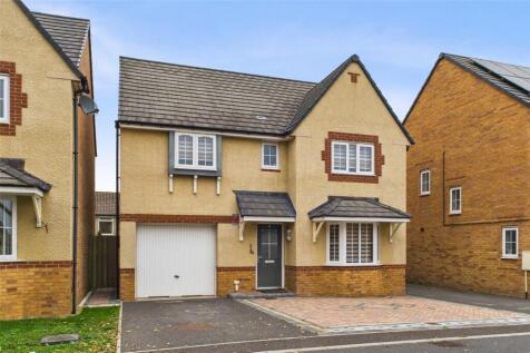 Cotswold Gardens, Midsomer Norton, Radstock, Somerset, BA3