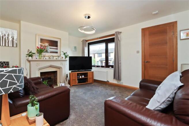 Living Room Pic 1