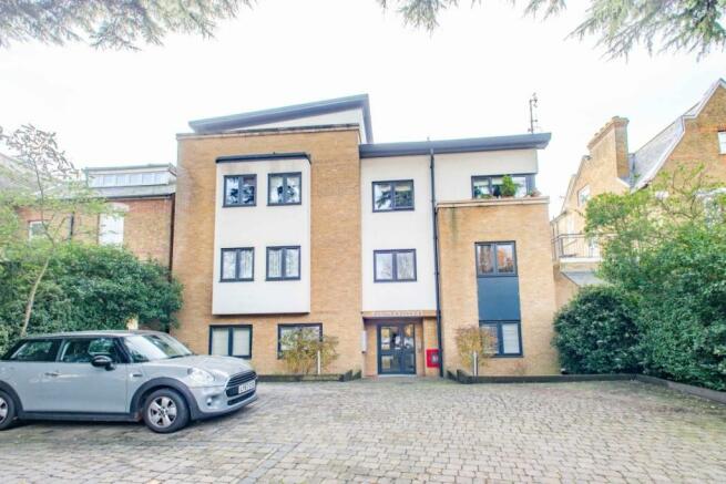 Studio flat  for sale Sidcup