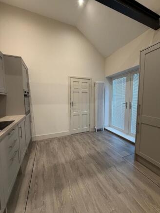 WhatsApp Image 2025-11-21 at 10.38.22 (3)