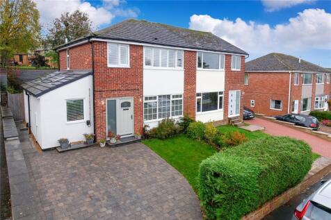 Somerset Avenue, Baildon, Shipley, West Yorkshire, BD17