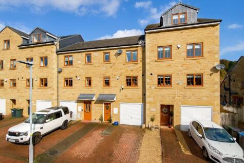 Berry Close, Baildon, Shipley, West Yorkshire, BD17