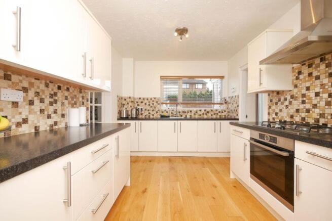 4 Bedroom Semi Detached House For Sale In Brisbane Avenue