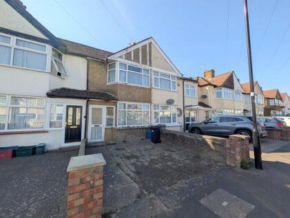 Fernside Avenue, Feltham, TW13