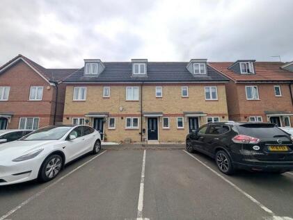 Holywell Way, Staines-upon-Thames, TW19