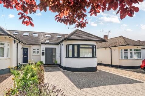 Pavilion Way, Ruislip, HA4