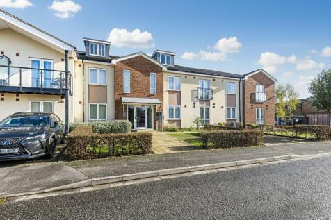 Elliott Avenue, Ruislip, HA4