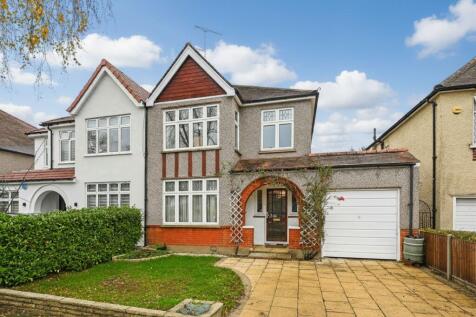 Barrow Point Avenue, Pinner, HA5